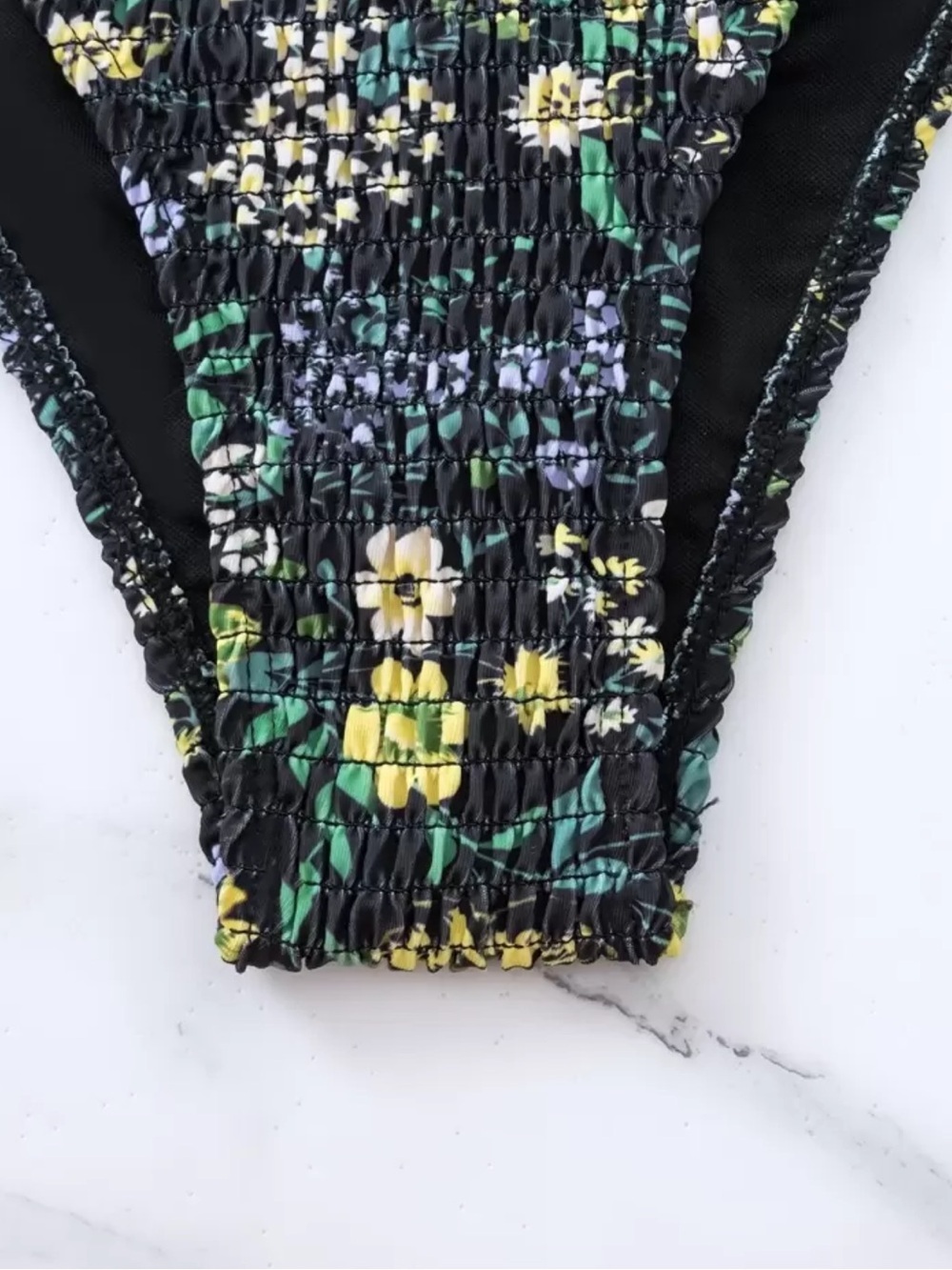 SHEIN Swim Floral Smocked Underwire Bikini Set | NWT | XL - Picture 5 of 7